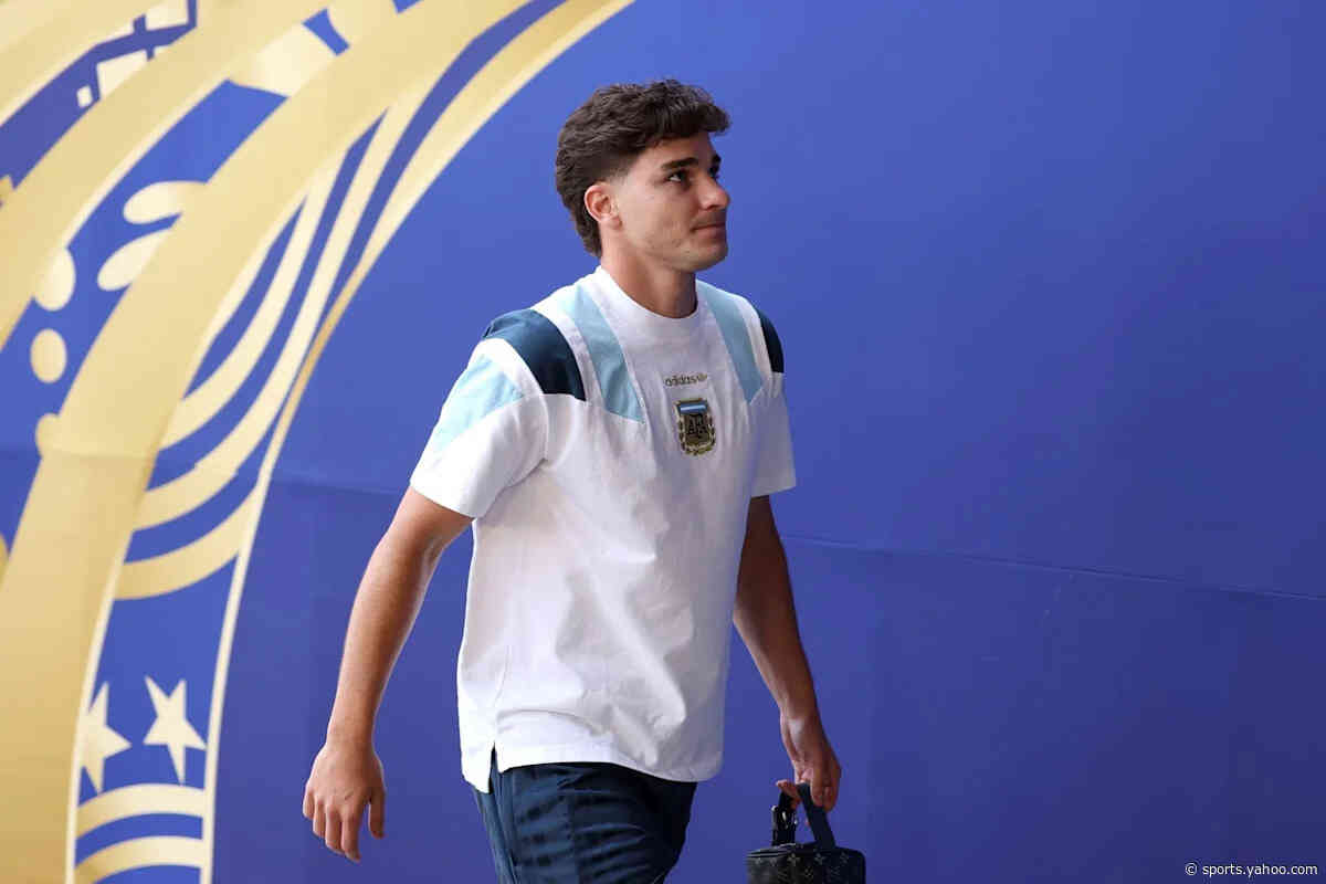Julian Alvarez only wants Barcelona despite Arsenal opening talks with Atletico Madrid