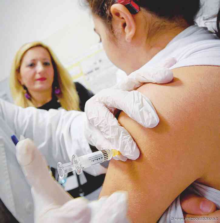 Il caso della bimba morta di difterite: medici e famiglie hanno responsabilità, ma la politica che cavalca l’antiscienza produce sfiducia nei vaccini