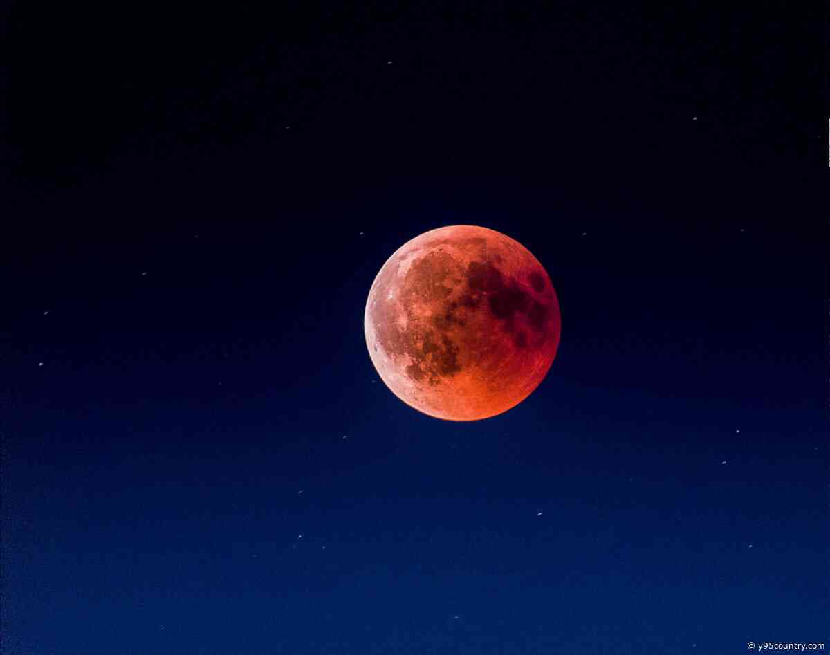 Wyoming Skies Turn Blood Red During The Upcoming Lunar Eclipse