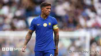 Why don't Chelsea or Sunderland have a shirt sponsor?