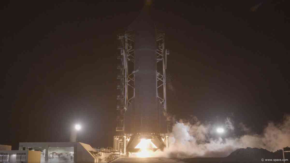 SpaceX fires up Starship ahead of megarocket’s 1st orbital flight (video)