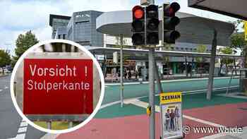Nach Sturz-Serie am Westentor: Bürger fordern „Vorsicht Stufe“-Warnung