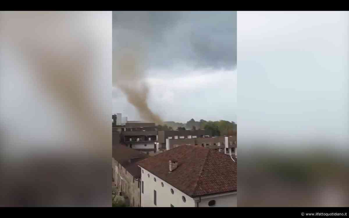 Temporali a Torino, la città attraversata da una tromba d’aria: “Non succedeva dal 1949”. Il video