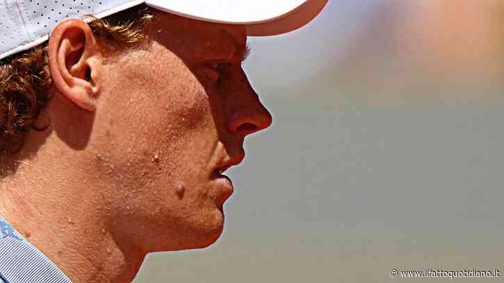 “Sinner salta gli Us Open, perché dovremmo stupirci? Nessuno lo vede su un campo da tennis da tempo. I recuperi dagli infortuni non si risolvono con i condizionali”: così Paolo Bertolucci