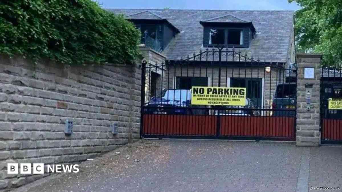 Private pool asks to stay open after planning row