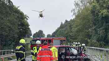 Tragödie Höhe Eiselfing: Person stirbt nach schwerem Unfall auf der B304
