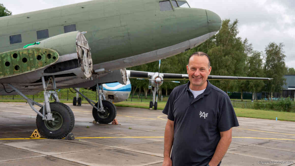 Emoties bij thuiskomt pronkstuk uit Soldaat van Oranje-musical in Aviodrome: ’Eindelijk terug!’