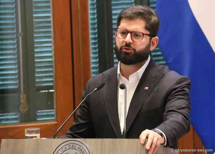Gabriel Boric pide coherencia en la política y asegura que Maduro “se había robado las elecciones”