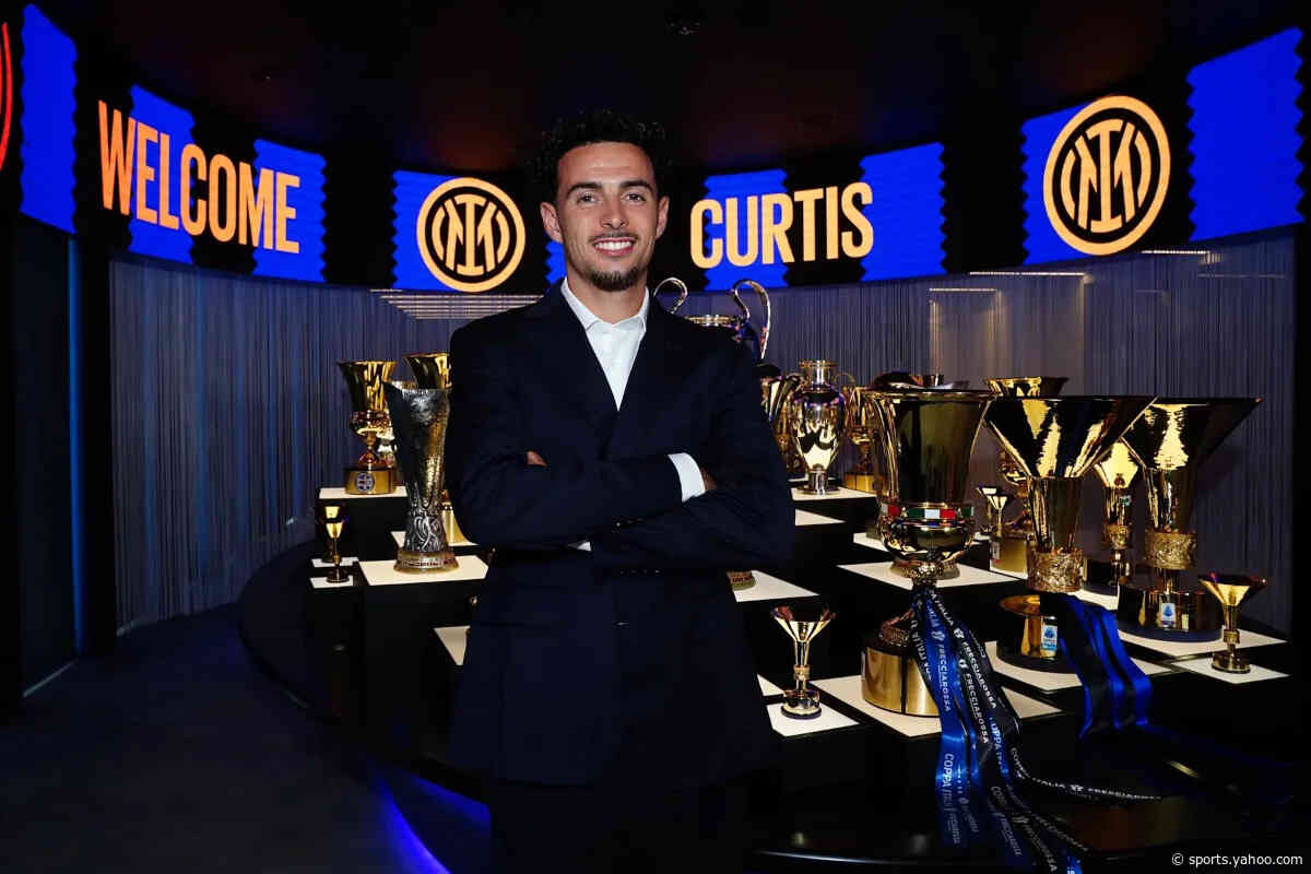 Official: Jones joins Inter from Liverpool in €30m plus bonus deal