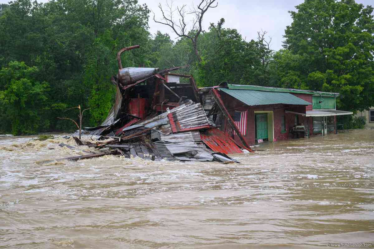 Weather service says phone carrier sent false flooding alert