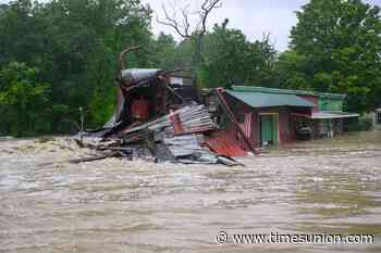 Weather service says phone carrier sent false flooding alert