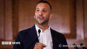 Greens call for windfall tax on big banks' profits to support small business