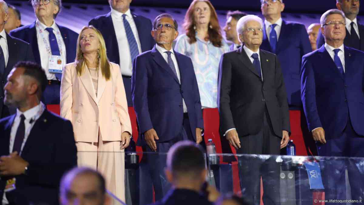 Giochi del Mediterraneo a Taranto: fischi per Meloni allo stadio, applausi per il presidente Mattarella