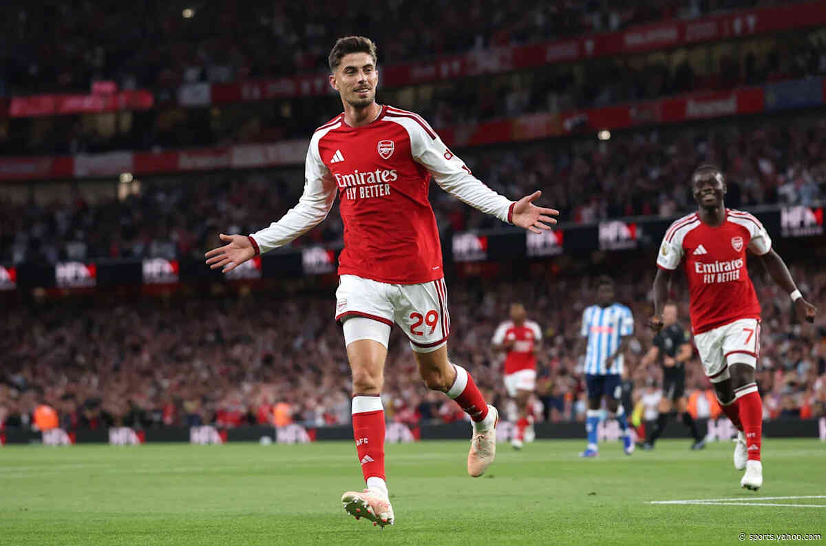 Arsenal thrash promoted Coventry to kick off the Premier League!