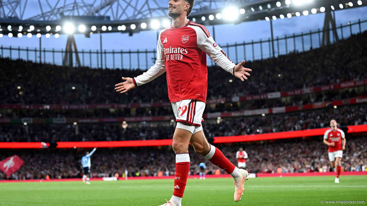 Titelverdediger Arsenal begint met ruime zege aan Premier League