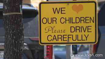 Parent concerns prompt TxDOT school zone light repairs outside Bee Cave Elementary