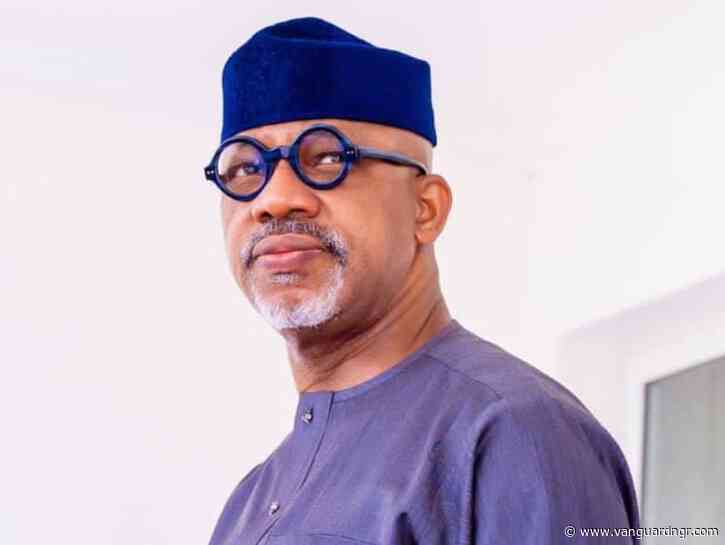 Abiodun receives hundreds of PDP, ADC defectors into APC, mobilises Ogun East for 2027