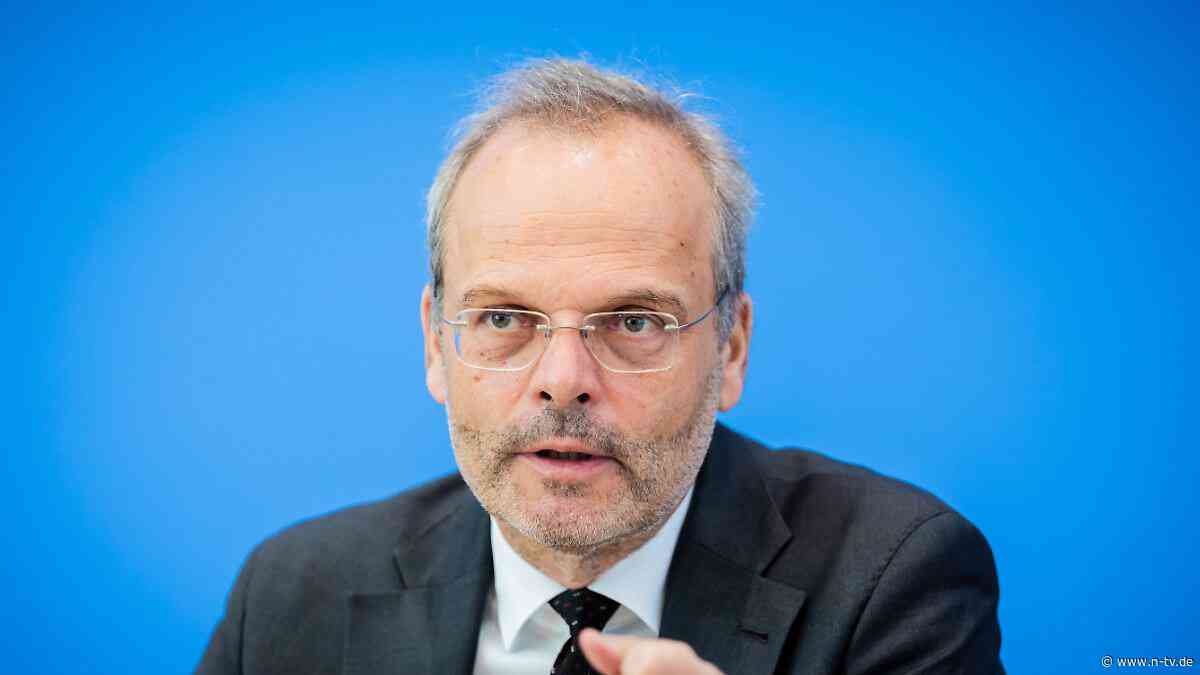 "Vorher Strafrecht verschärfen": Antisemitismusbeauftragter fordert Abschiebung von Judenhassern