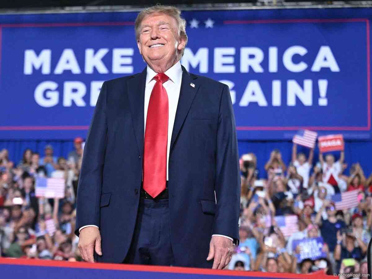Trump says trade deal is 'moving along' as negotiations go down to the wire