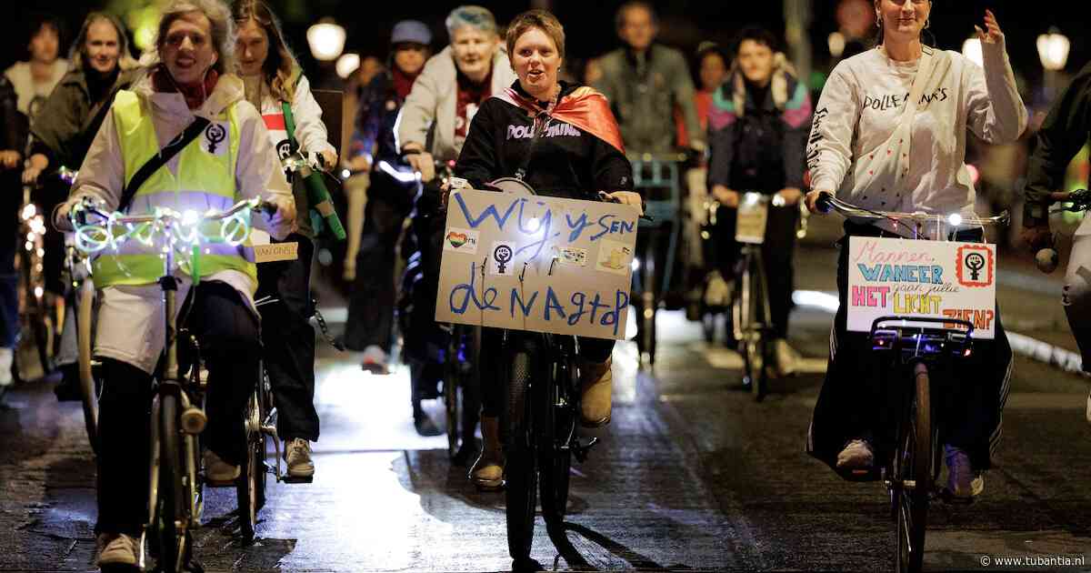 Honderden op de fiets door de nacht voor veiligheid vrouwen
