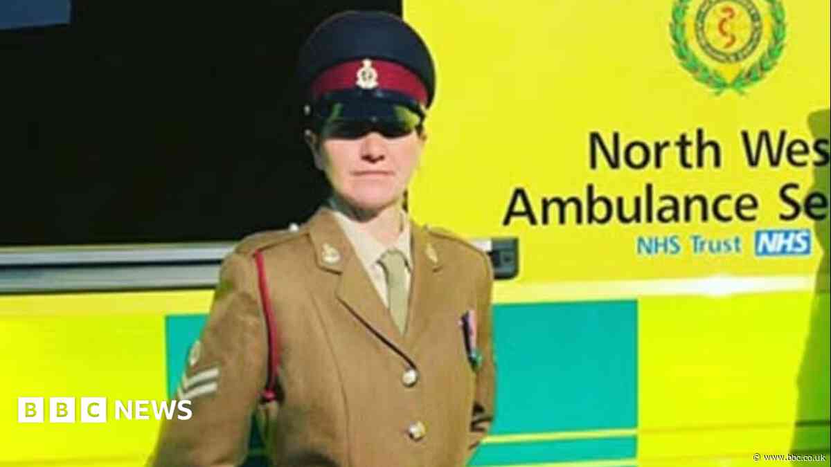 Paramedic told patient to stop acting 'like a baby'