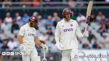 Gritty Barlett keeps Northants in hunt against Lancs