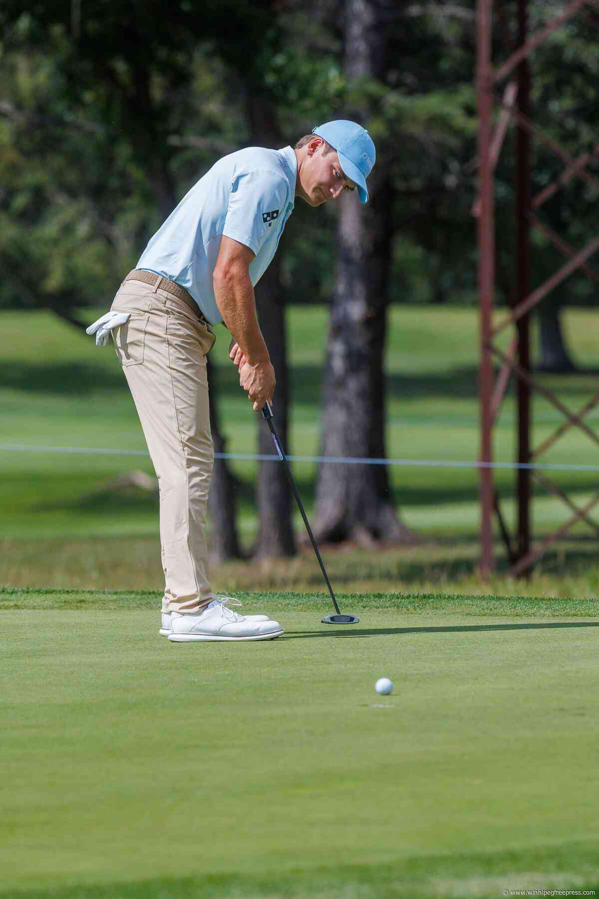 Poutine, putts and a packed leaderboard