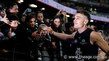 AFL LIVE: Carlton Blues chase Collingwood wildcard clash but Dockers stand in their way