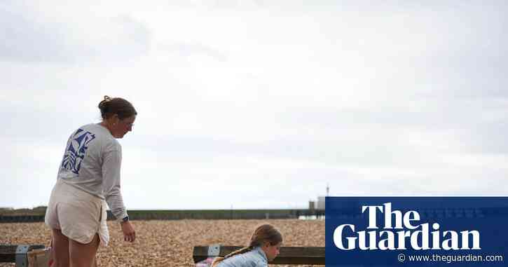 Girl, 6, dies three days after Shoreham sea incident that killed parents and sister