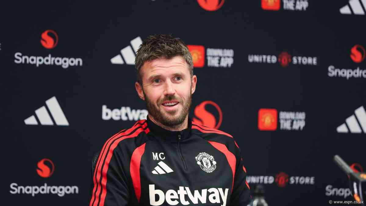 Carrick: Utd 'want to evolve' amid top-4 aims