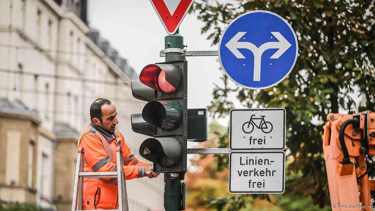 Ampel, Stoppschild, Peterwagen und Co. – so viel kostet Hamburgs Straßenverkehr