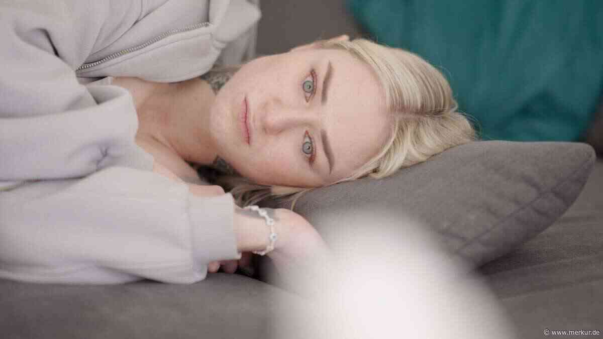 Sandrine (29) erzählt in ZDF-Doku, wie sie verzweifelt einen Therapieplatz suchte: „Man verliert die Hoffnung“