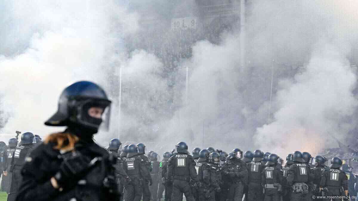 Pokal-Derby eskaliert völlig: 35 Polizisten verletzt – DFB reagiert