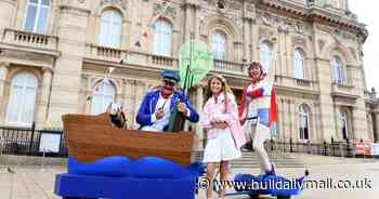 Summer of Maritime fun continues in Hull city centre - in pictures