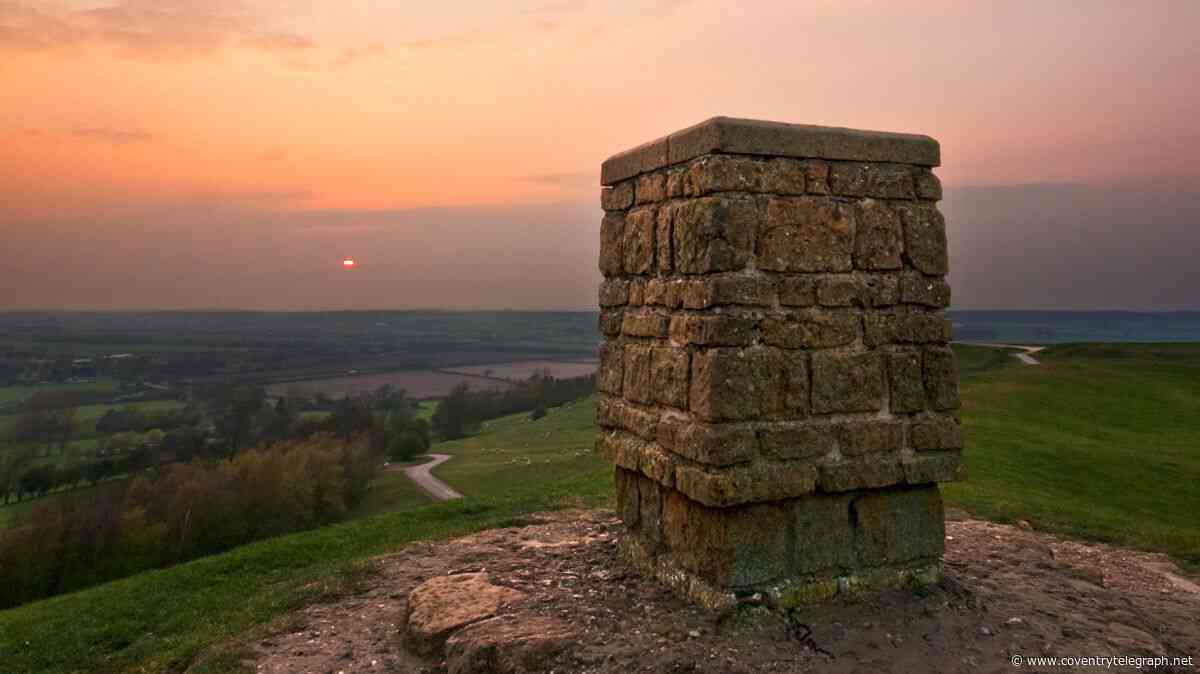 Gorgeous park on rolling hills with 'best sunset' is 30 minutes from Coventry