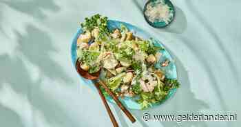 Wat Eten We Vandaag: 'Waldorf'-aardappelsalade met sla en pecorino