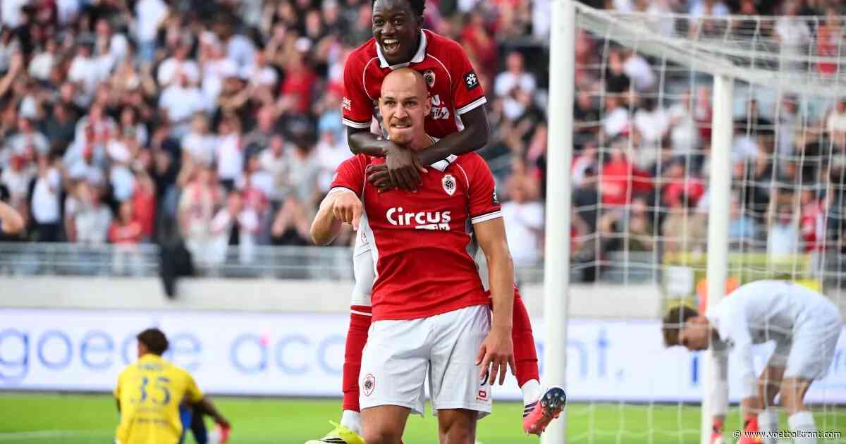 LIVE: Verrast Antwerp helemaal met 9 op 9 in eerste echte topper van nieuw seizoen tegen RC Genk?