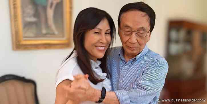 I'm a doctor who tracks my health. My 93-year-old dad does none of that.