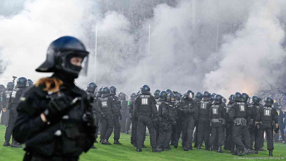 Dutzende Verletzte: Die traurigen Zahlen zum Chaos-Pokalderby in Mannheim