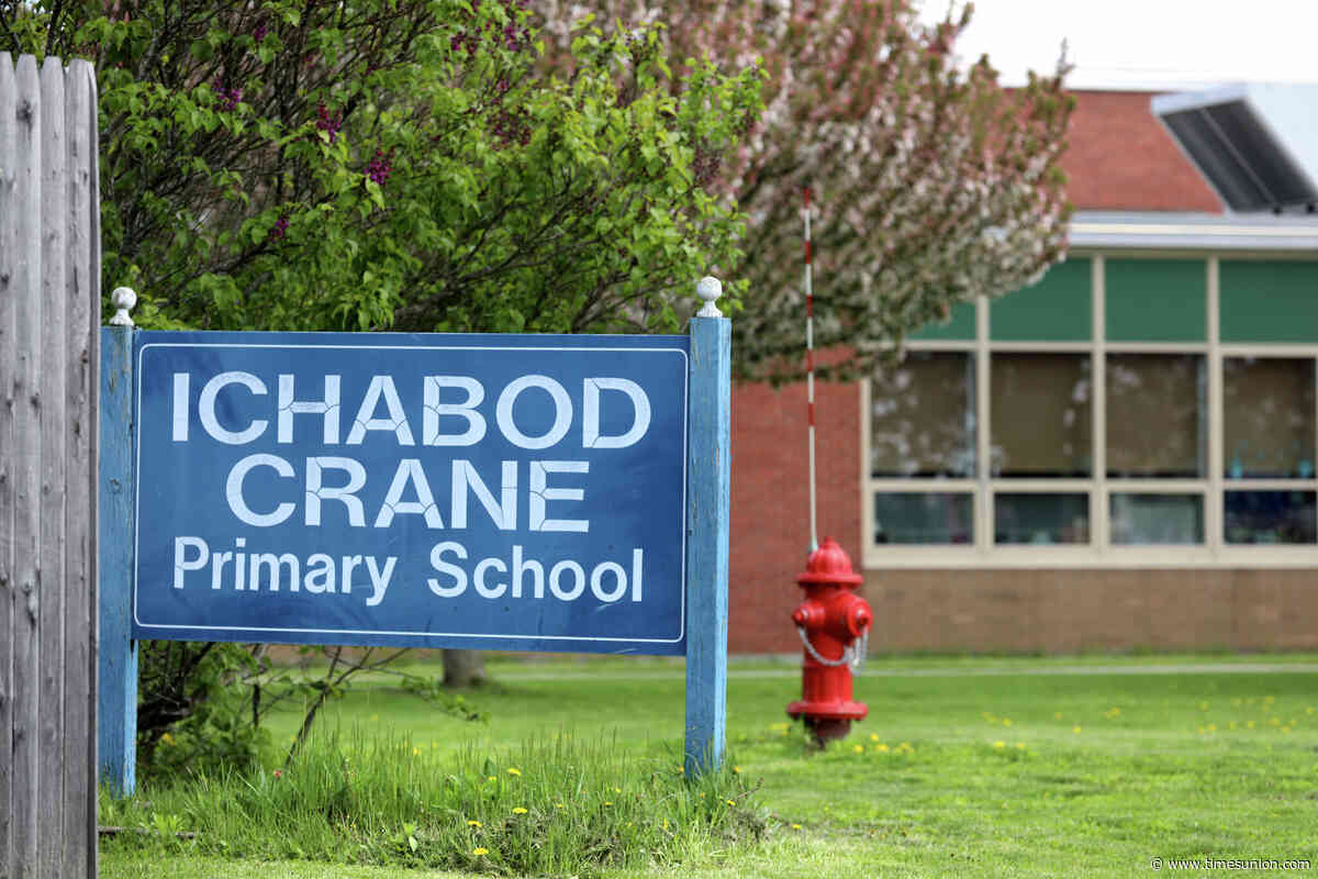 Financial ‘crisis' emerges in Kinderhook schools as past budgets scrutinized