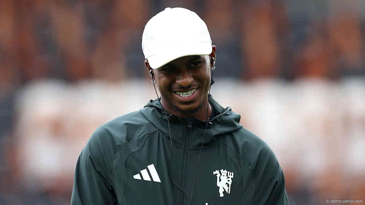 Premier League: Rashford on bench as Man Utd visit promoted Hull on opening weekend