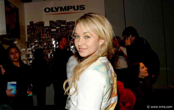 Rose McGowan and Anna Paquin call for greater protections for child stars while paying tribute to Hayden Panettiere