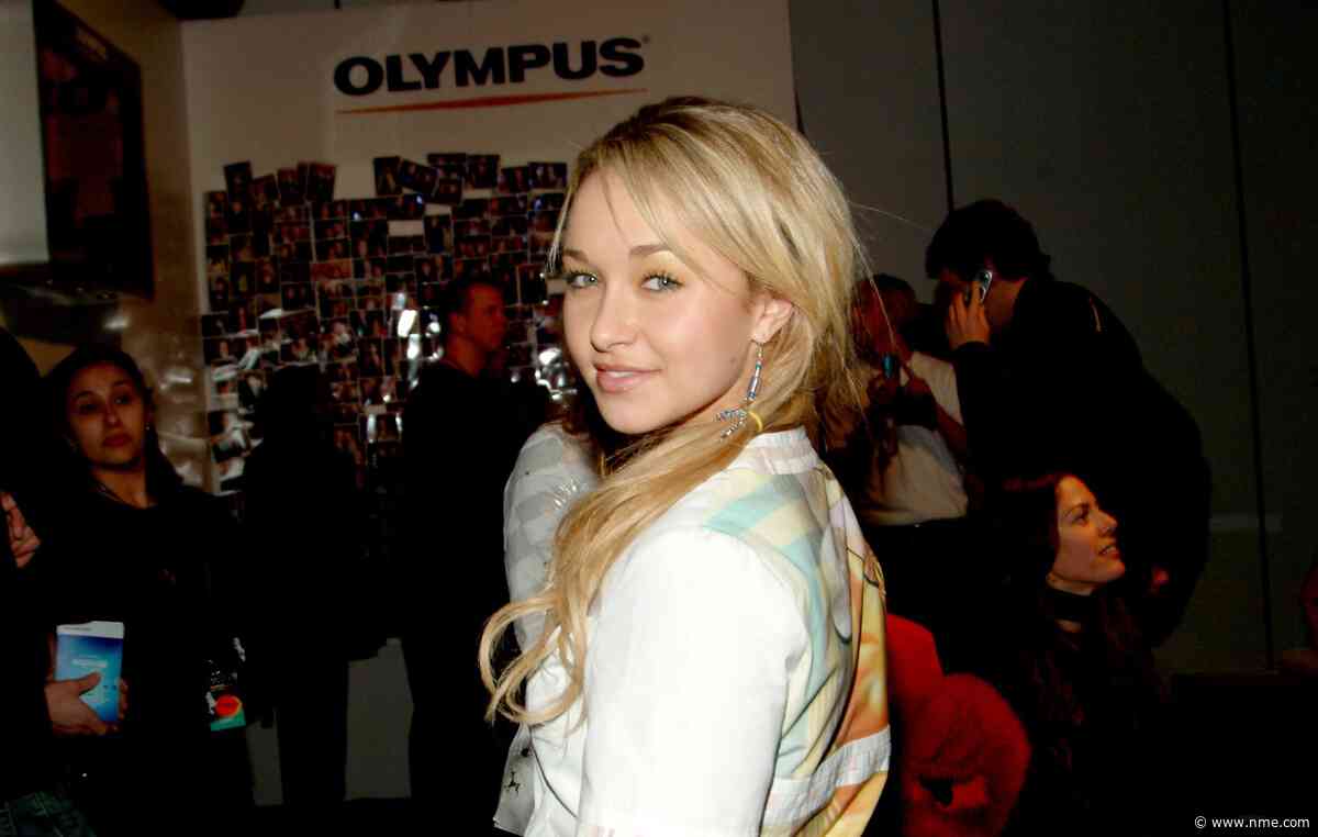 Rose McGowan and Anna Paquin call for greater protections for child stars while paying tribute to Hayden Panettiere