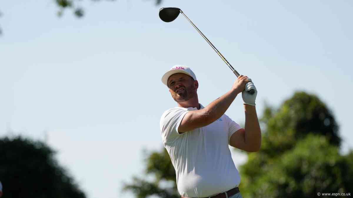 Clark leads BMW with Woodland 1 shot behind
