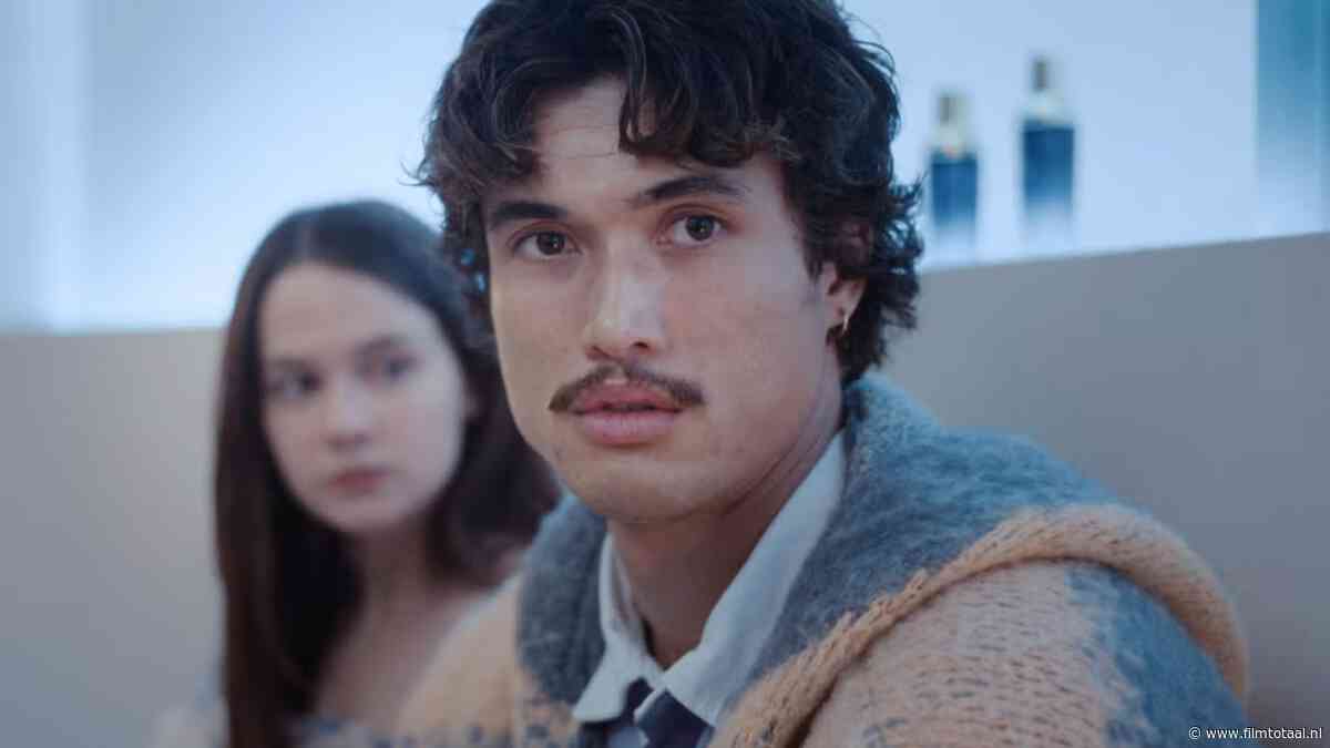 Na het afwijzen van 'X-Men' is Charles Melton nu in gesprek om in deze veelbelovende fantasyfilm te spelen
