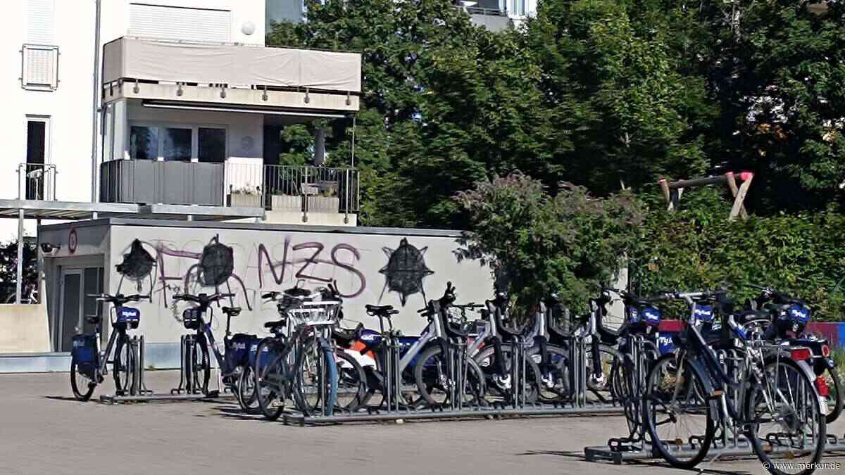 Beleidigende Graffiti verunstalten Moosach immer wieder