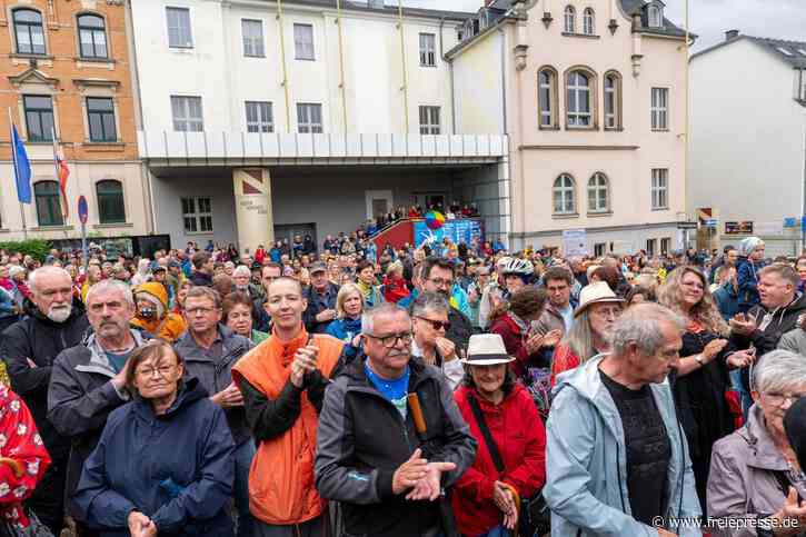 Demo für Zähringer: Was die Teilnehmer vor dem Reichenbacher Neuberinhaus zu sagen hatten