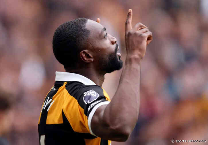 Former Arsenal youngster helps Hull shock Man United