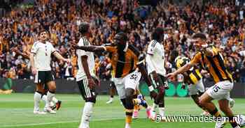 Manchester United beleeft pijnlijke start en gaat onderuit bij promovendus Hull City