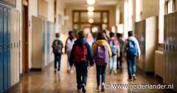 Brief aan ouders: kinderen van basisschool moeten stil en stapvoets lopen, ‘alsof ze robots zijn’